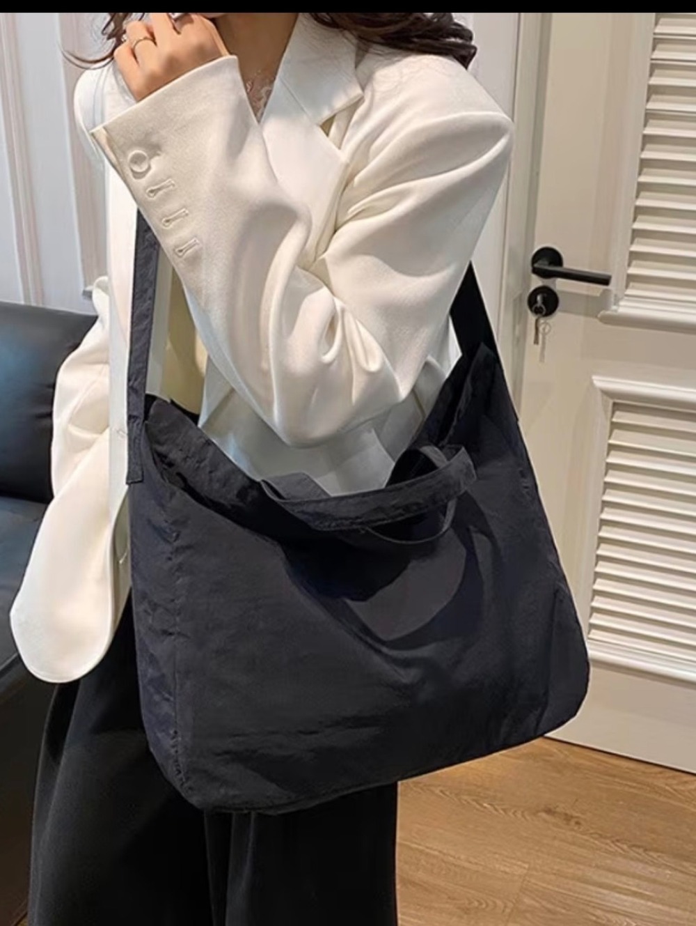 New -Trendy -Vintage Inspired Lightweight Tote Shoulder Bag -Black